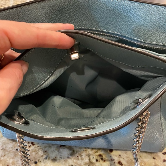 Coach Turnlock Chain Tote 27 - Picture 11 of 14